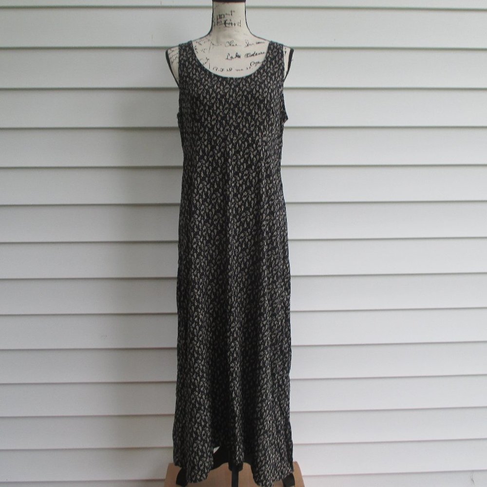 Women's Plaza South Size 10 Black Dress With Off White Flowers